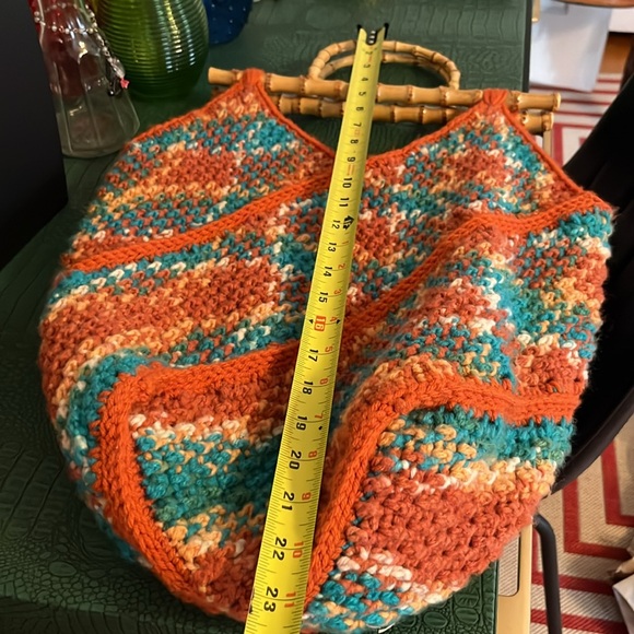 Crochet Bag With Wooden Handle Handcrafted - Picture 8 of 11